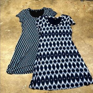 Karen Kane Dresses in vibrant blue patterns (Lot of 2)
Size: Small